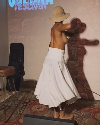 Full leaked Aline borges private photo