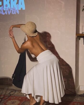 Full leaked Aline borges private photo