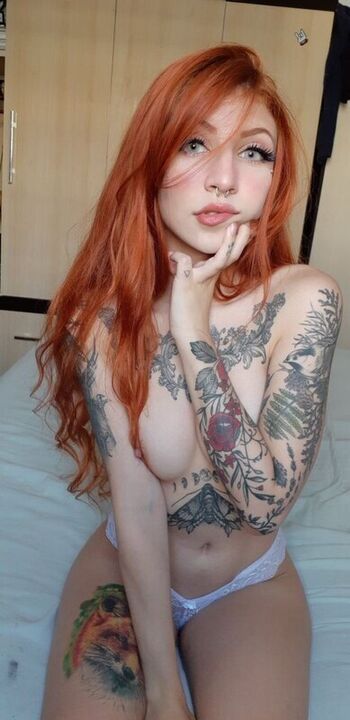 Full leaked Aline fox private photo