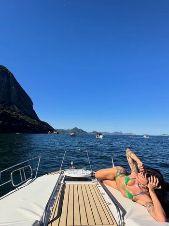 Full leaked Aline riscado page private photo