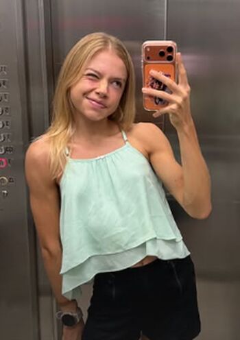 Full leaked Aline steffens private photo
