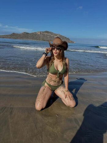 Full leaked Aline torres private photo