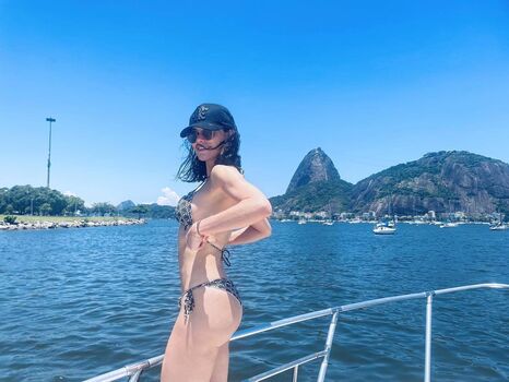 Alinne Moraes