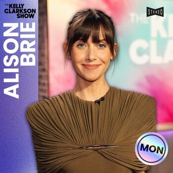 Full leaked Alison brie private photo