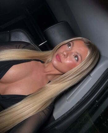 Full leaked Alison dehn private photo