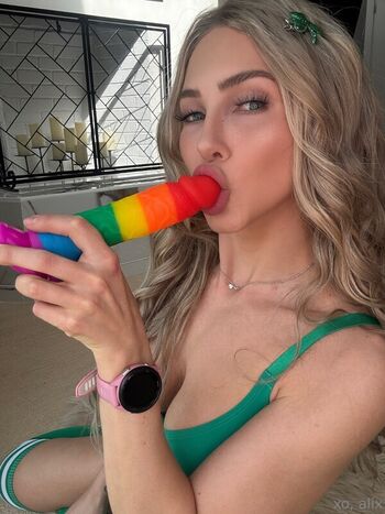 Full leaked Alix lynx private photo