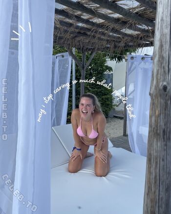Full leaked Alizee talk private photo