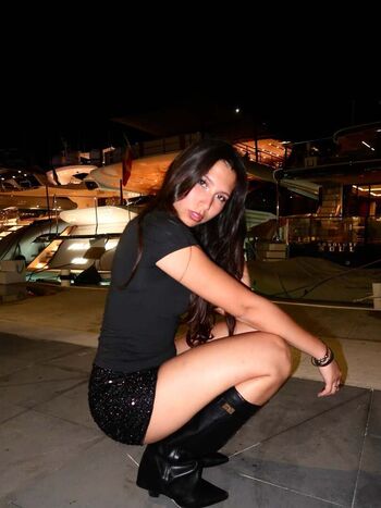 Full leaked Alizee yt private photo