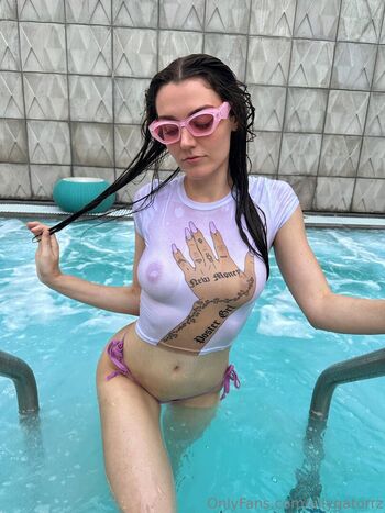 Full leaked Allygatorrz private photo