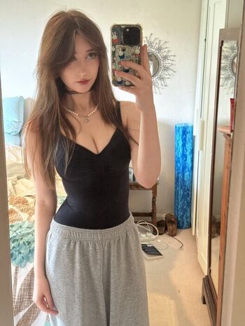 Full leaked Allykitti private photo