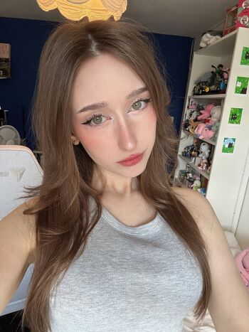 Full leaked Allykitti private photo