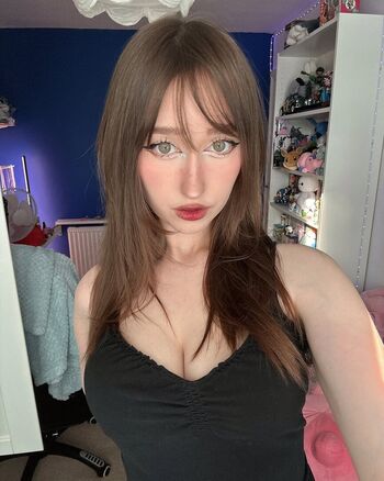 Full leaked Allykitti private photo