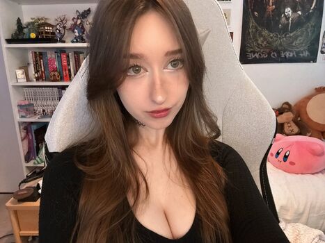 Full leaked Allykitti private photo