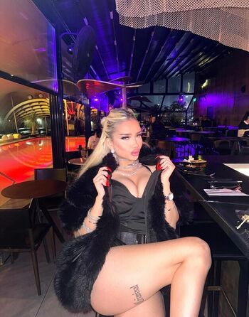 Full leaked Alma raveh private photo