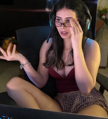 Full leaked Aloonea private photo