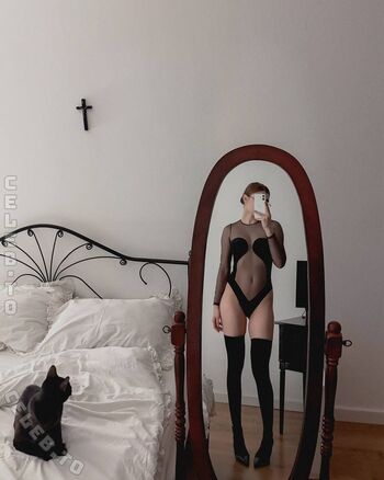 Full leaked Alotropp private photo