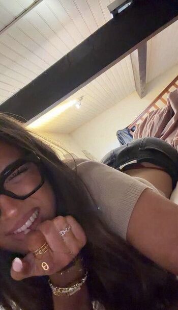 Alyc_ia