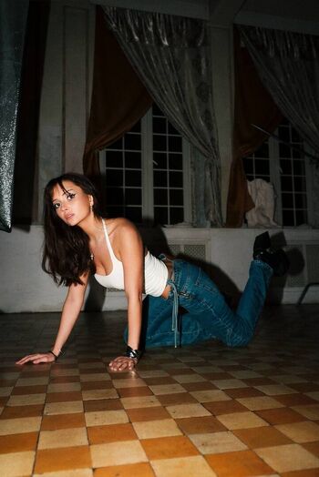 Alyona Bobrova / bobriha (БОБРИХА)