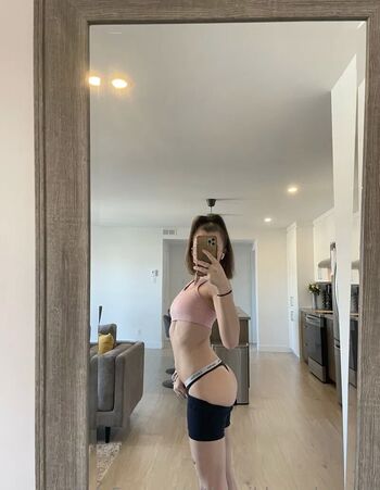 Full leaked Alyssacestmoi private photo