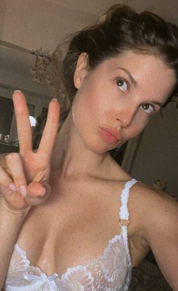 Full leaked Amanda cerny private photo