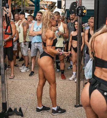 Full leaked Amanda essen private photo