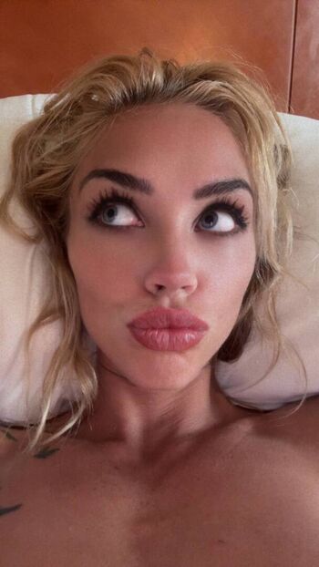 Full leaked Amanda essen page private photo