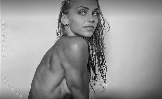 Full leaked Amanda essen private photo
