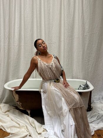 Full leaked Amandla stenberg private photo