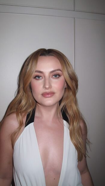 Full leaked Amelia dimoldenberg private photo