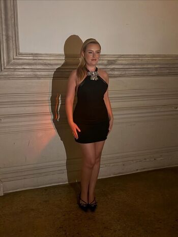 Full leaked Amelia dimoldenberg private photo