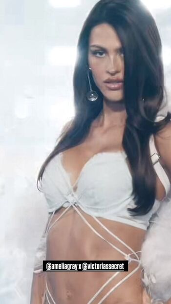 Full leaked Amelia gray hamlin private photo