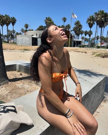 Amiah Simmons