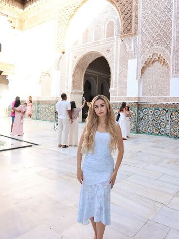 Full leaked Aminahenini private photo