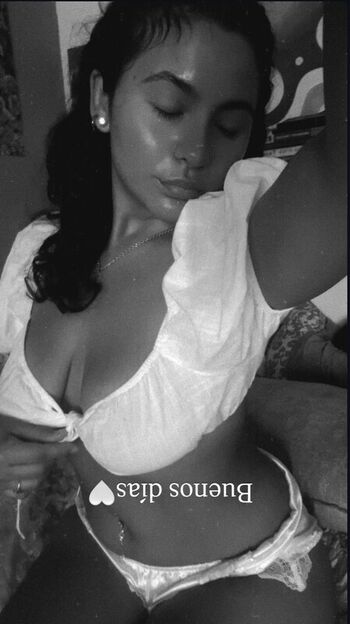Full leaked Amorpuro private photo