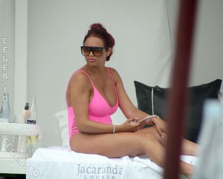 Full leaked Amy childs page private photo