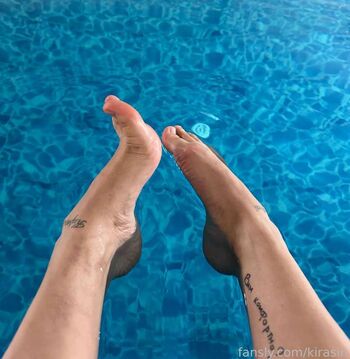 Full leaked Amy split private photo