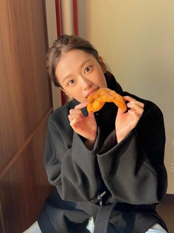 An Yujin 안유진 |