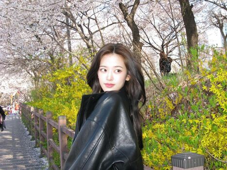 An Yujin 안유진 |