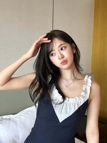 Full leaked An yujin private photo