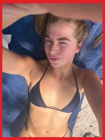 Full leaked Anais gallagher private photo