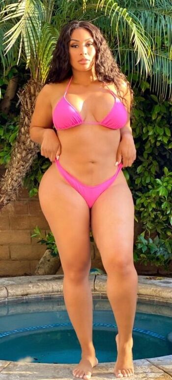 Full leaked Anansa sims page private photo