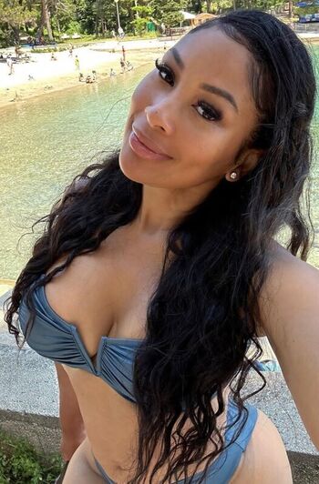 Full leaked Anansa sims private photo