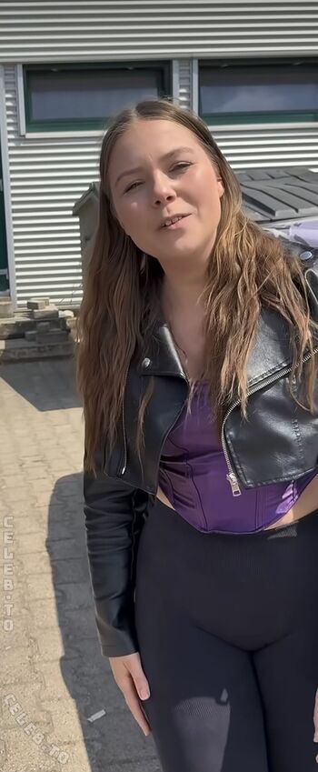 Anastasia_rose_official