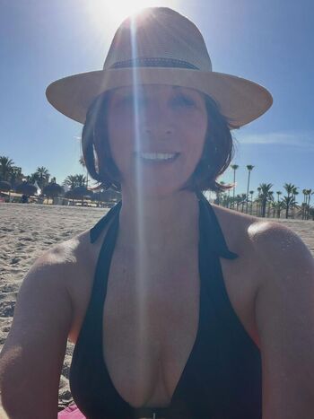 Full leaked Andrea mclean private photo