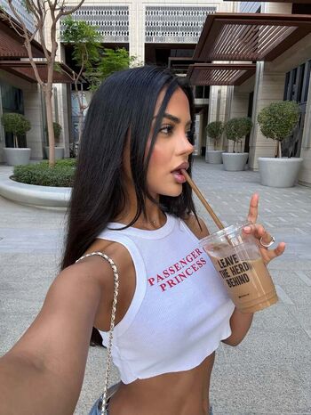 Full leaked Aneeqa farid private photo