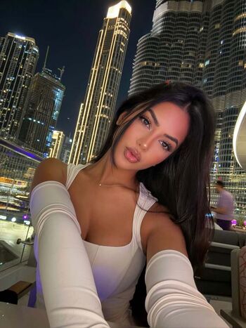Full leaked Aneeqa farid private photo