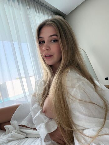 Full leaked Angel phub private photo