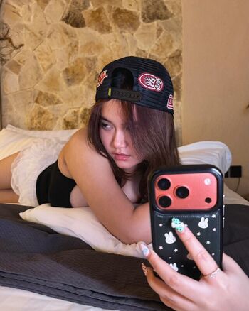 Full leaked Angellytl private photo