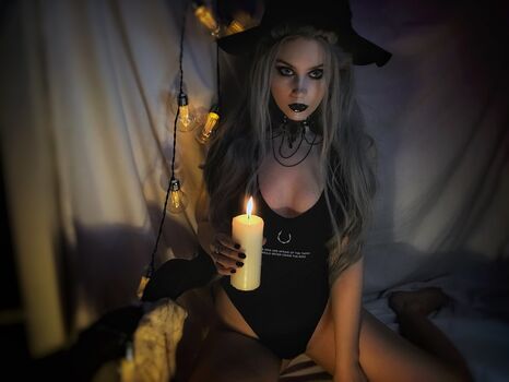 Angie Strelnikova / roga na noge / Angie Cosplay / PlaySafeee