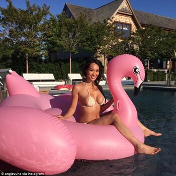 Full leaked Angie vu private photo
